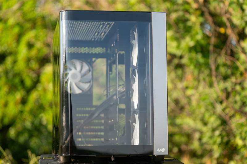 Prezentarea carcasei InWin W31 – Formatul mATX in lumina reflectoarelor